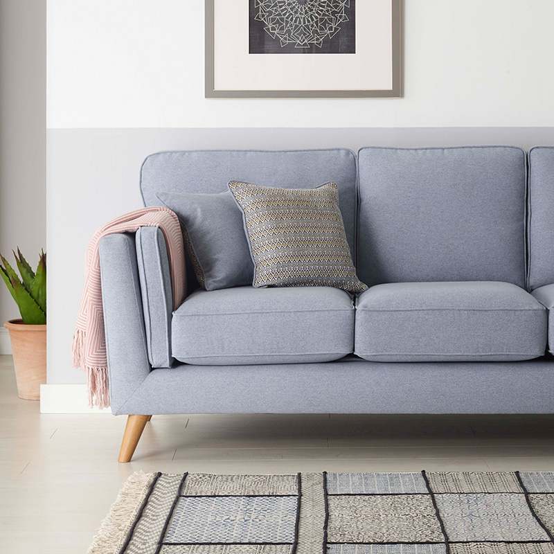 Tips to create a modern living room look