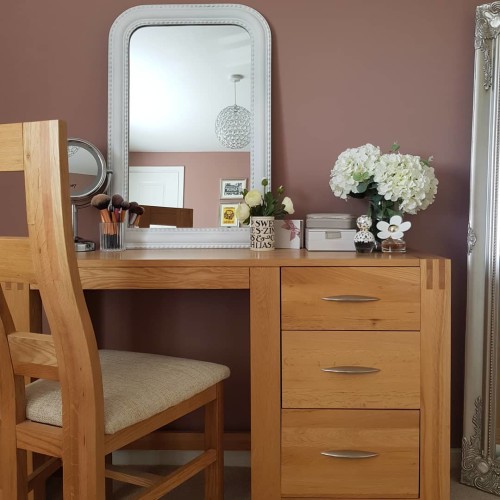 How do I Choose a Dressing Table?