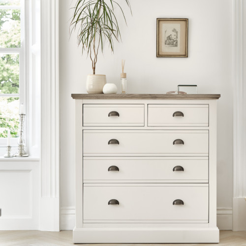 White bedroom ideas for soothing sleep space