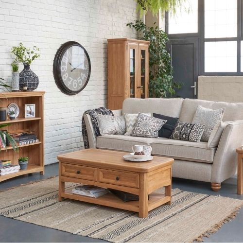 Long Narrow Living Room Ideas