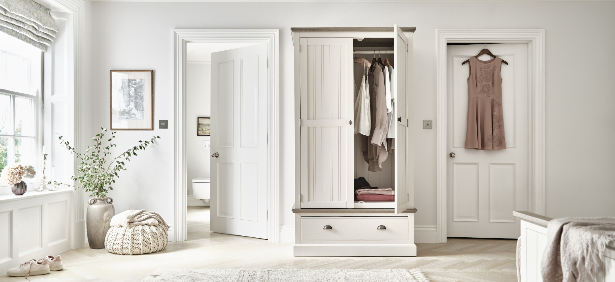 Hove double wardrobe