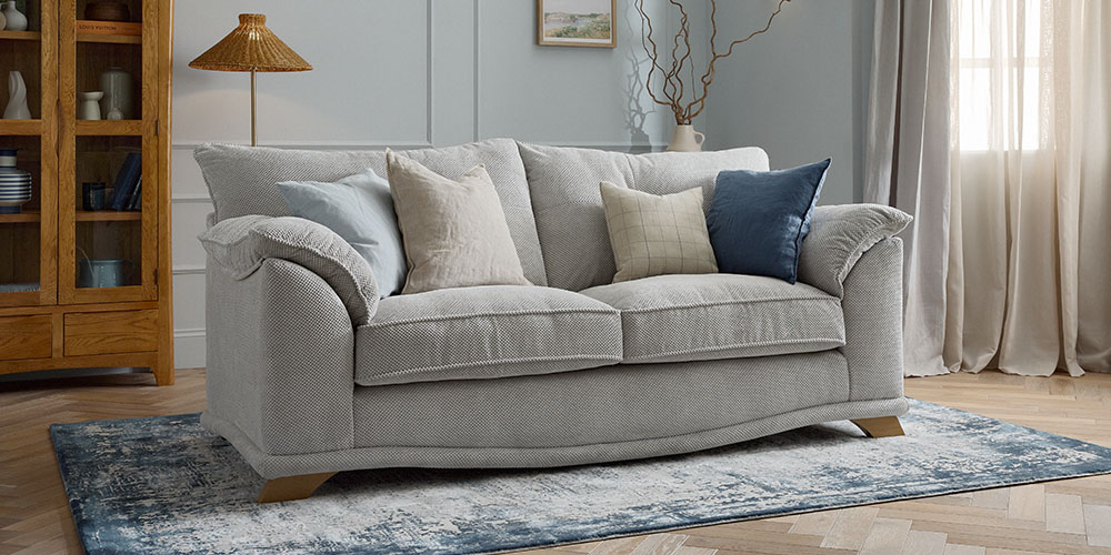 DesktopHeader-Copy of RAVELLO 3 Seater Angle 1