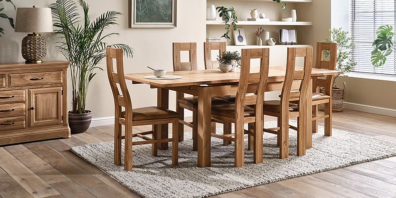 Dining Table and 6 Chairs