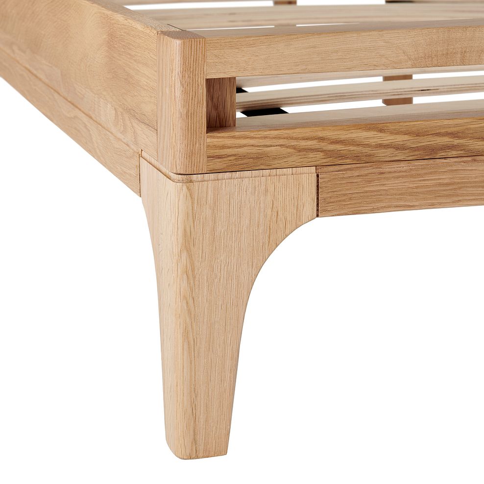 Durham Natural Oak King-Size Bed 9