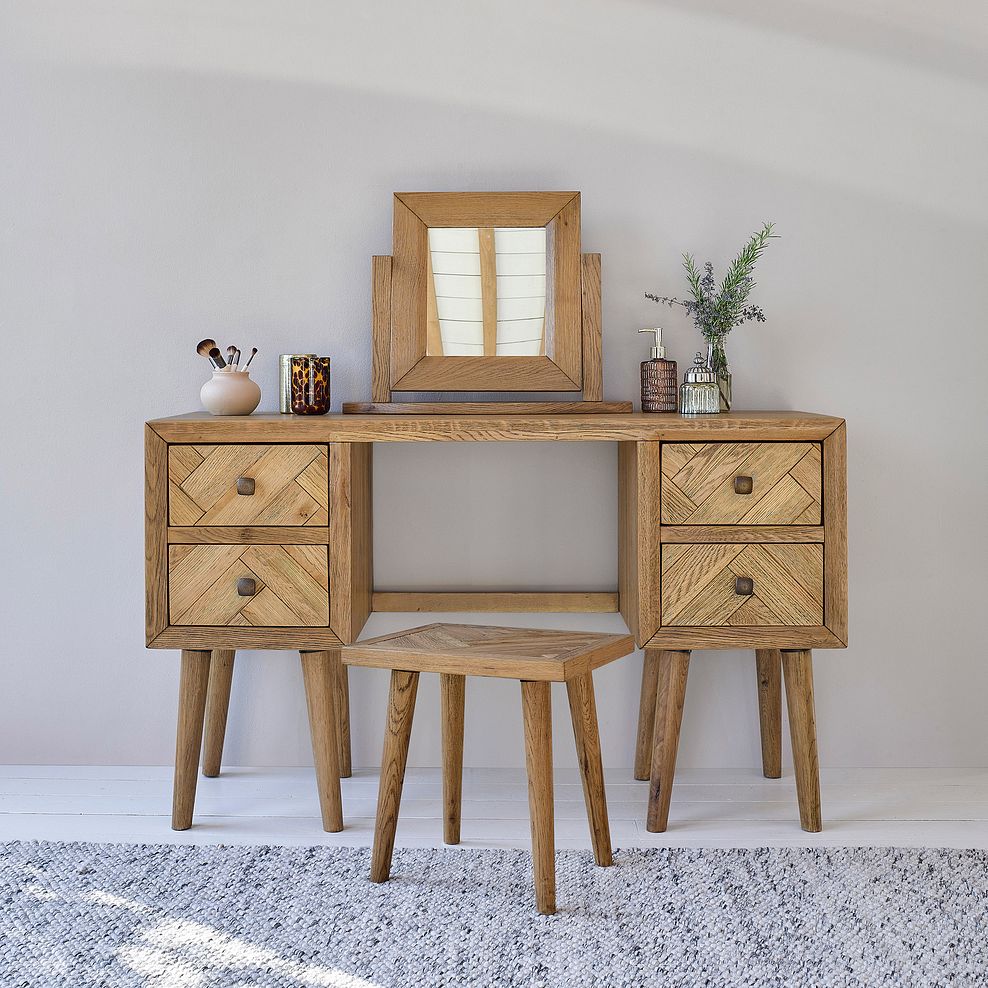 Parquet Brushed and Glazed Oak Dressing Table 1