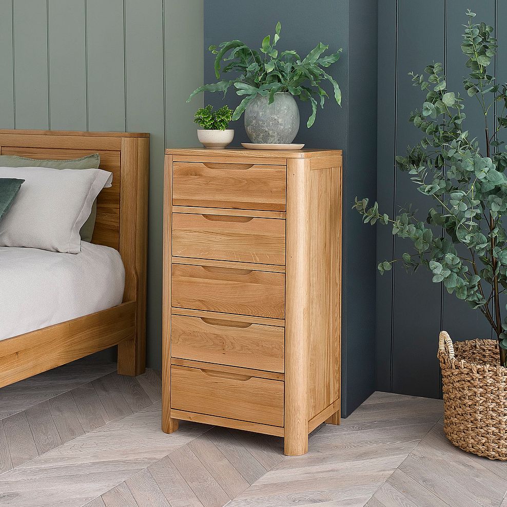 Romsey Natural Solid Oak 5 Drawer Chest 1