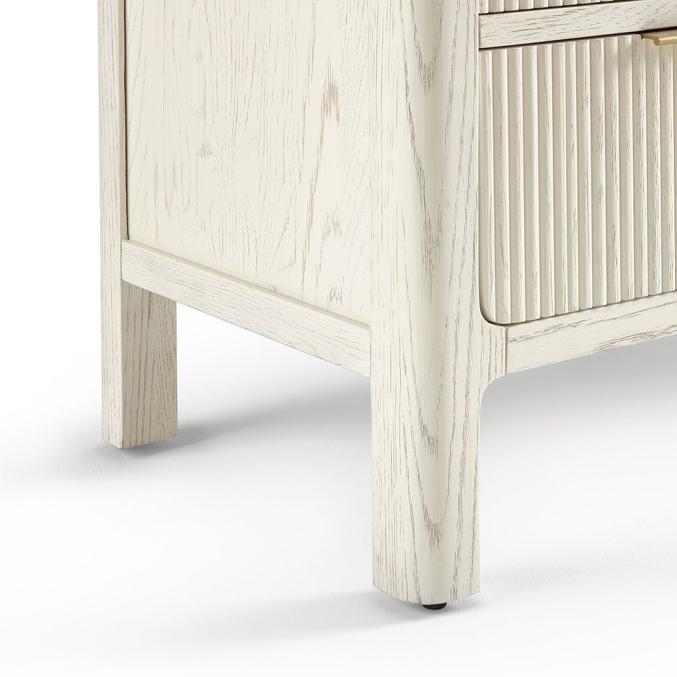 Wren White Painted Solid Oak 2 Drawer Bedside Table 9